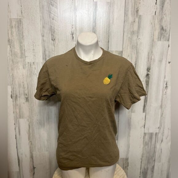 Pineapple Tshirt - Picture 1 of 6